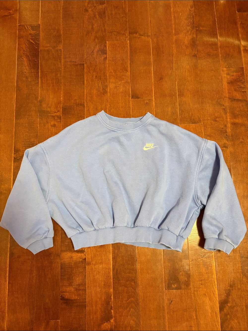 Nike Blue Cropped Crewneck Sweatshirt with Small Logo Size Large